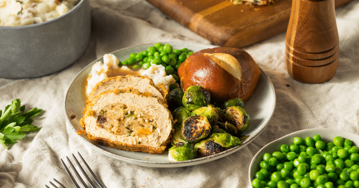 Vegan holiday roast with veggies