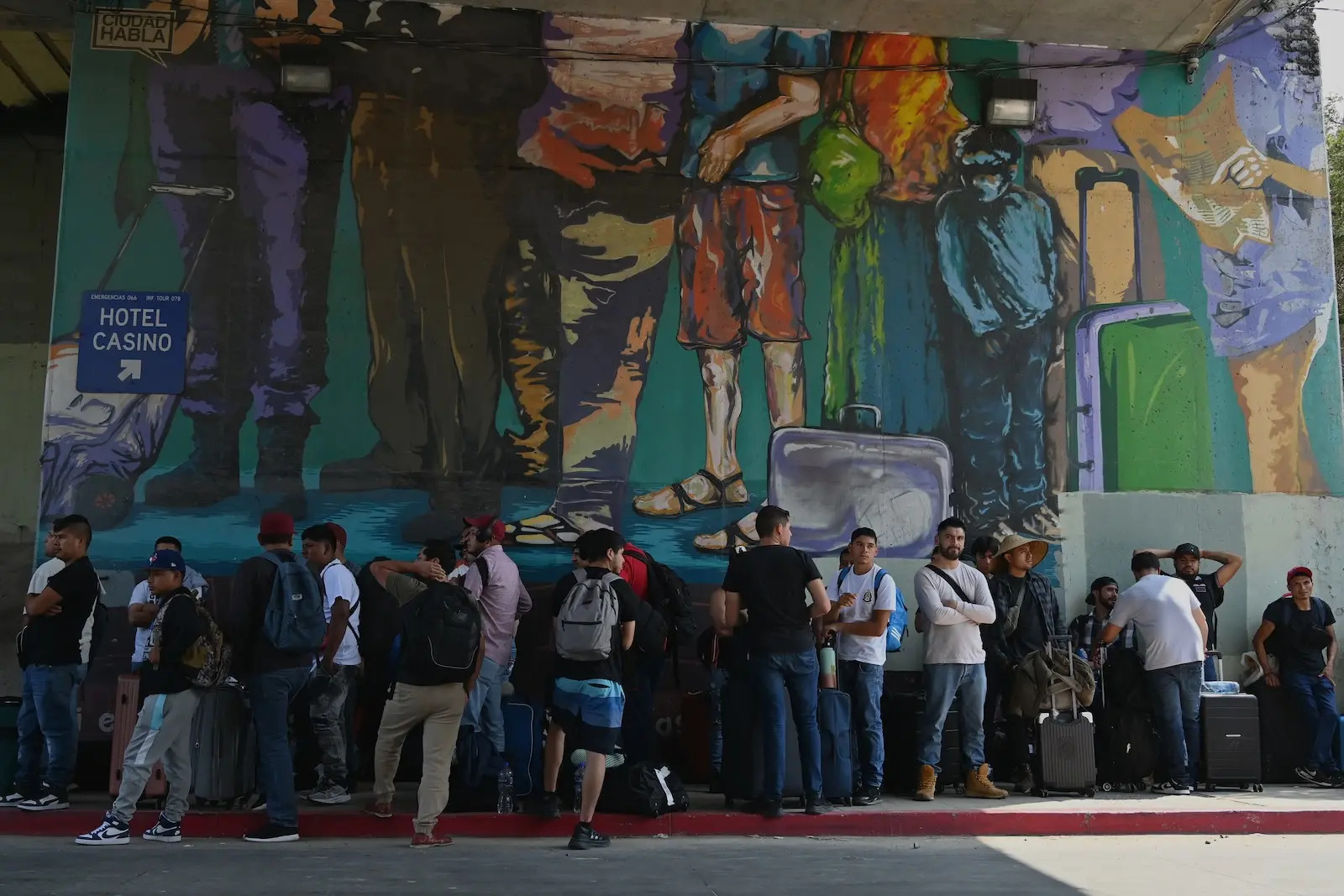 Laborers lined up for work