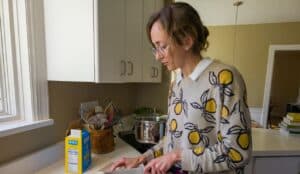 Caroline Saunders, Grist